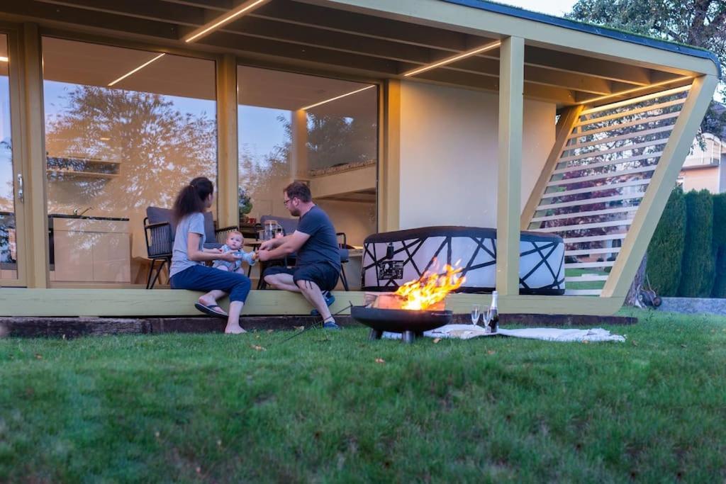 Holiday House Hona Lux Velike Lasce Zewnętrze zdjęcie