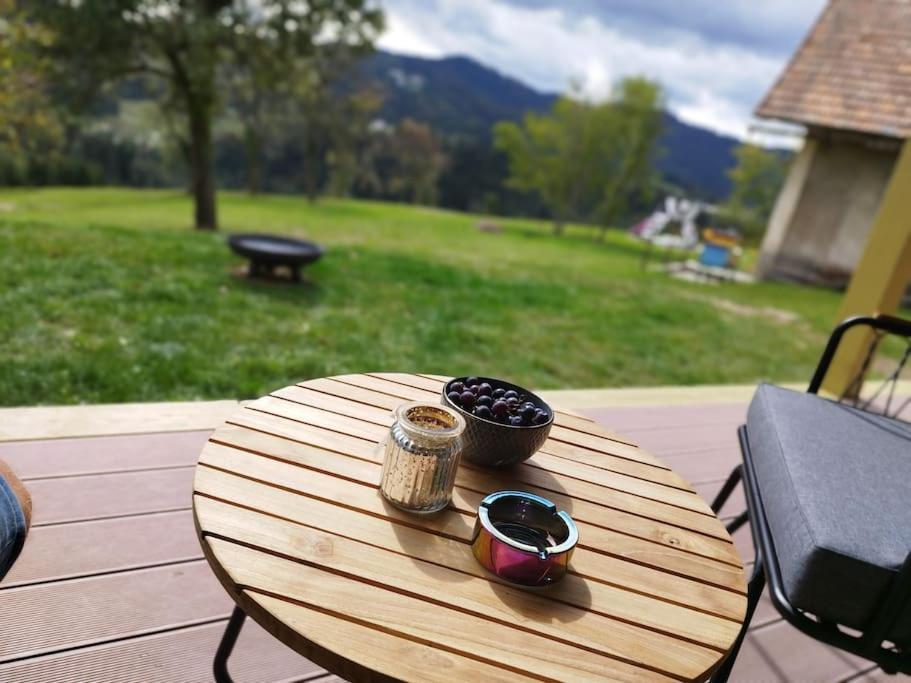 Holiday House Hona Lux Velike Lasce Zewnętrze zdjęcie