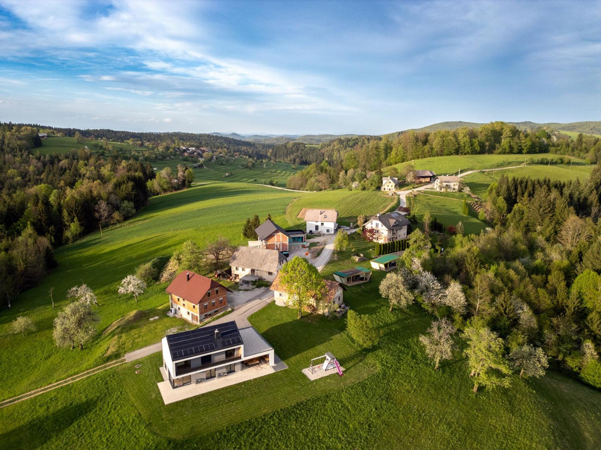 Holiday House Hona Lux Velike Lasce Zewnętrze zdjęcie
